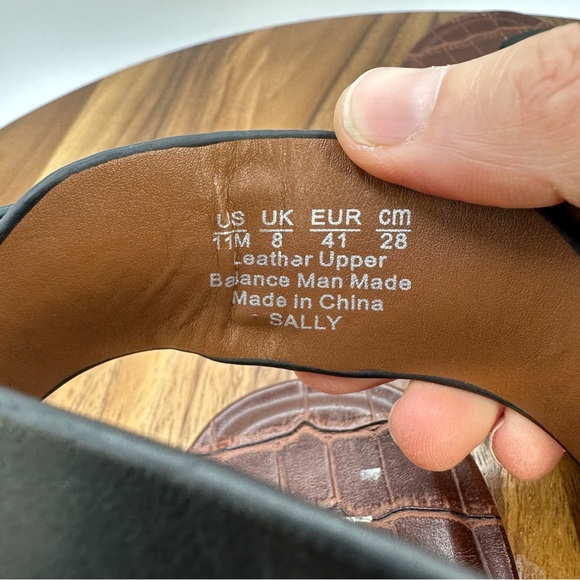 Naturalizer Sally Ankle Strap Toe Loop Sandals Black Women's Size 11M - Picture 9 of 11